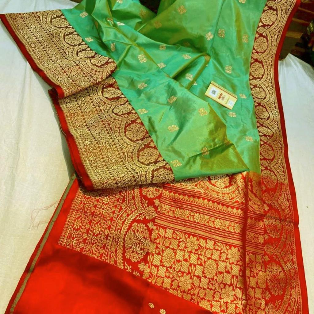 Katan banarasi saree with attached blouse piece