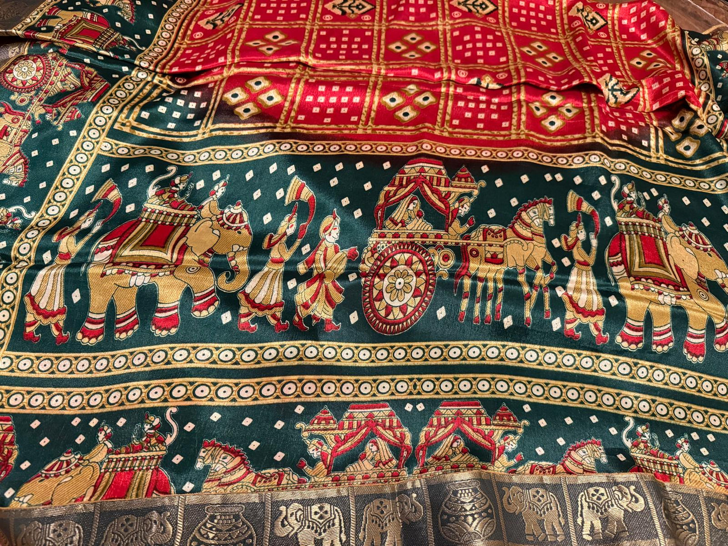 Bandani patola red green design silk with jacquard fabric saree unstitched blouse